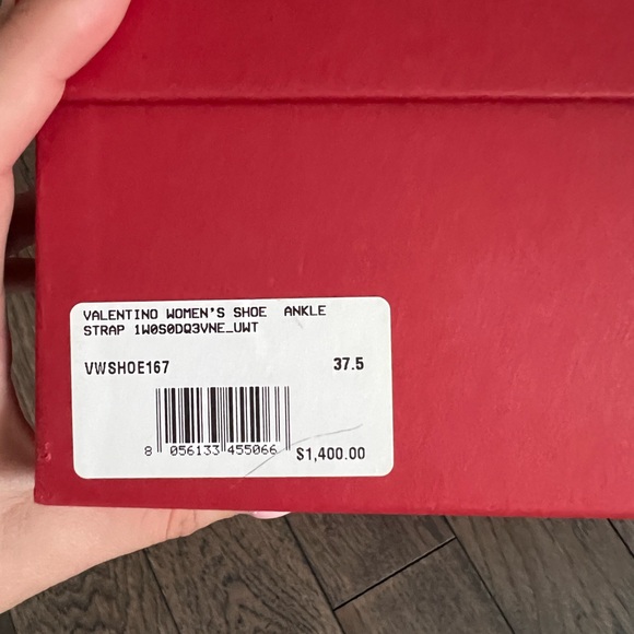 Valentino Garavani Tan-Go pumps - Picture 10 of 10